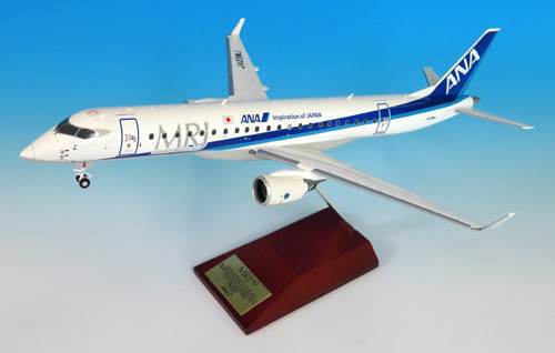 《画像追加》MRJ 1/100 ANA 飛行試験機5号機 モデルプレーン