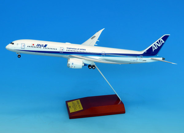 NH20138 1:200 BOEING 787-10 JA900A 完成品（WiFiレドーム・ギアつき ...